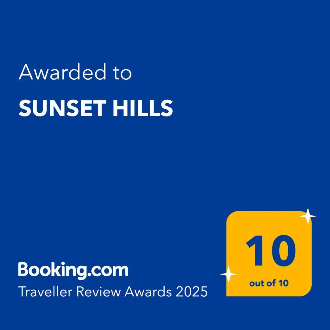 Sunset Hills Apartment Канди Екстериор снимка